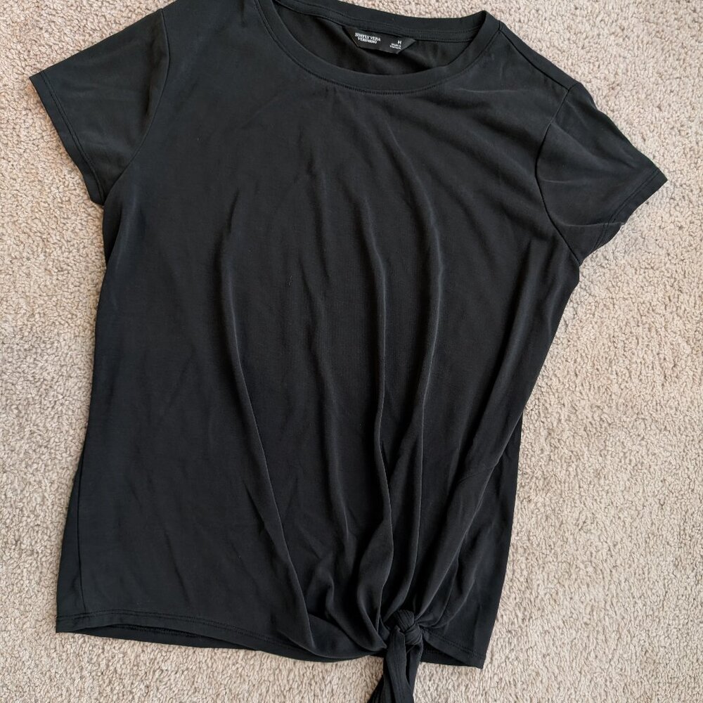Simply Vera Vera Wang Black Front Tie Blouse Top size M